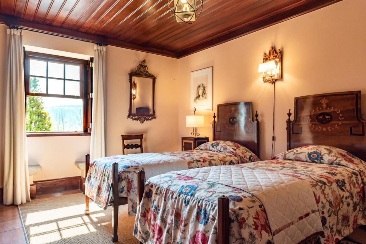 Quinta De Mouraes Casa Dos Rododendros Pension Lever Buitenkant foto